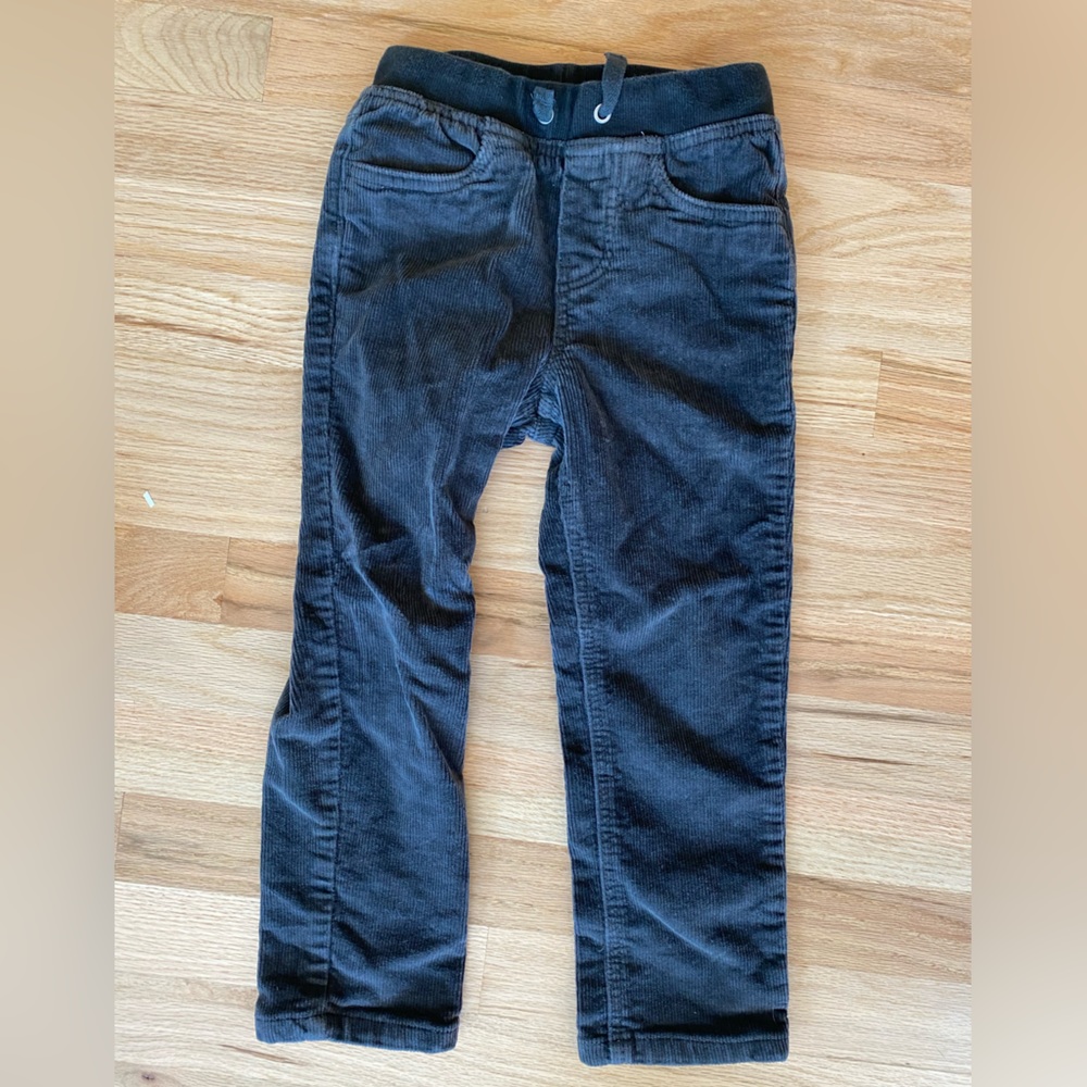 Such cute corduroy boys sz 5 Hanna andersson pants
